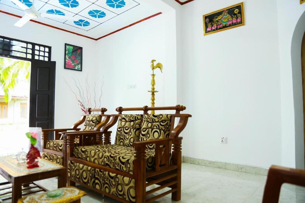 Indusara Villa Bentota Dış mekan fotoğraf